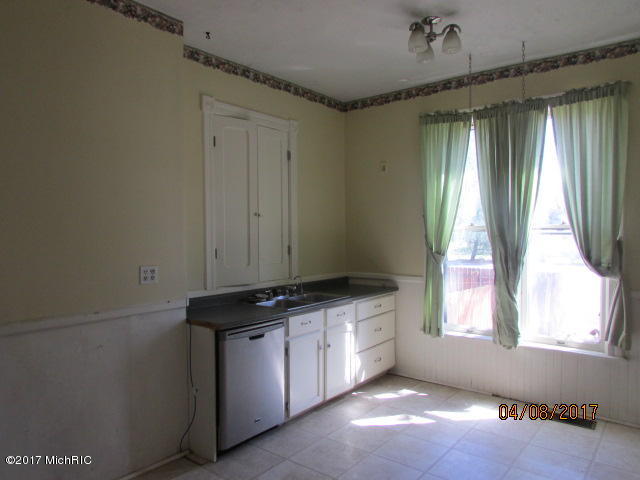 161 E Chicago, Coldwater, MI 49036 photo 28