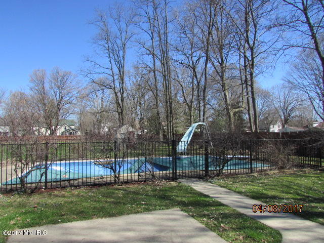 161 E Chicago, Coldwater, MI 49036 photo 8