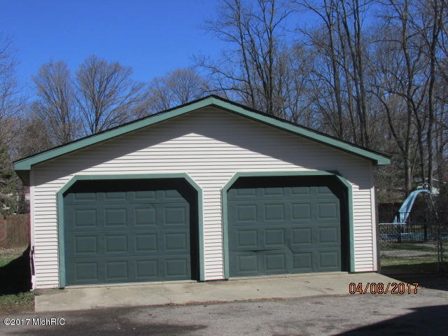 161 E Chicago, Coldwater, MI 49036 photo 4