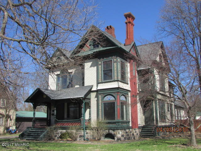161 E Chicago, Coldwater, MI 49036 photo 2