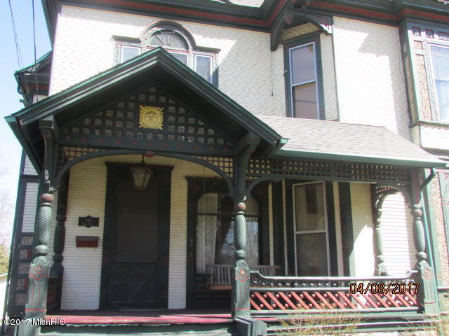 161 E Chicago, Coldwater, MI 49036 photo 3