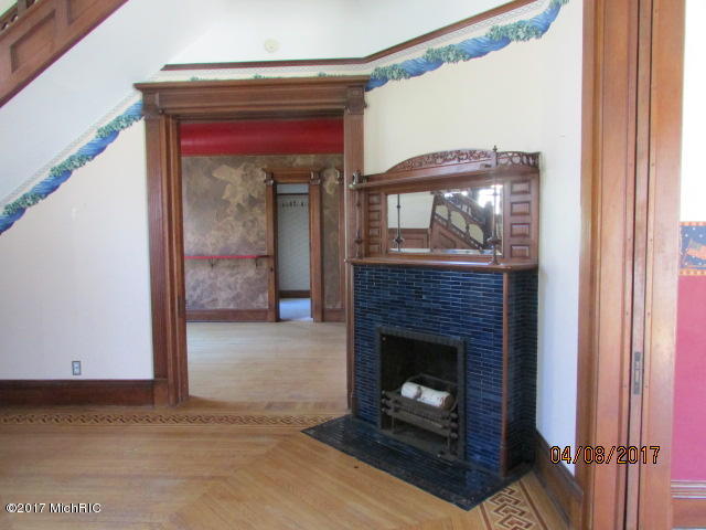 161 E Chicago, Coldwater, MI 49036 photo 13