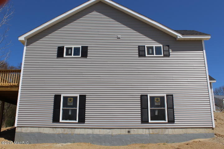 301 Arrowhead, Buchanan, MI 49107 photo 14