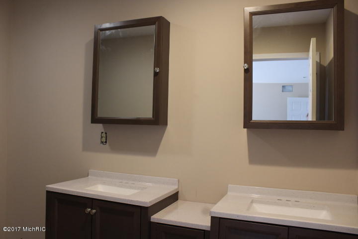 301 Arrowhead, Buchanan, MI 49107 photo 7