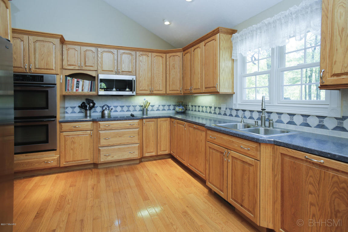 7129 Marsh Ridge Trl, Augusta, MI 49012 photo 11