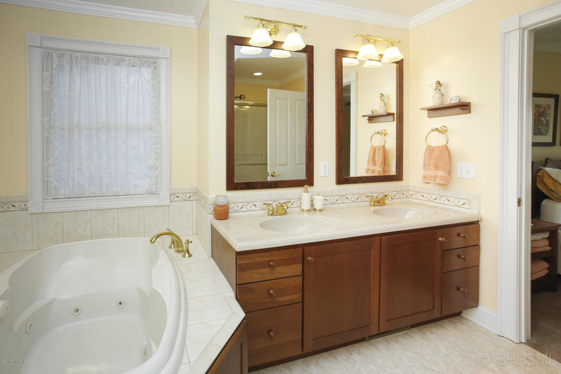 7129 Marsh Ridge Trl, Augusta, MI 49012 photo 16