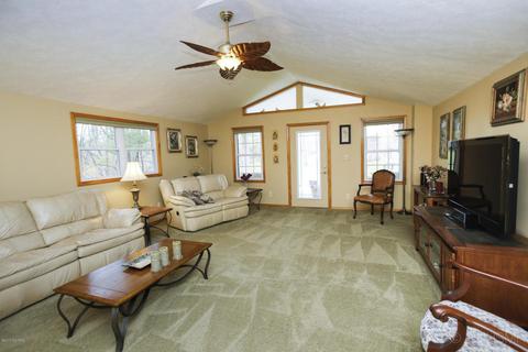 16915 E C Ave, Augusta, MI 49012 photo 5