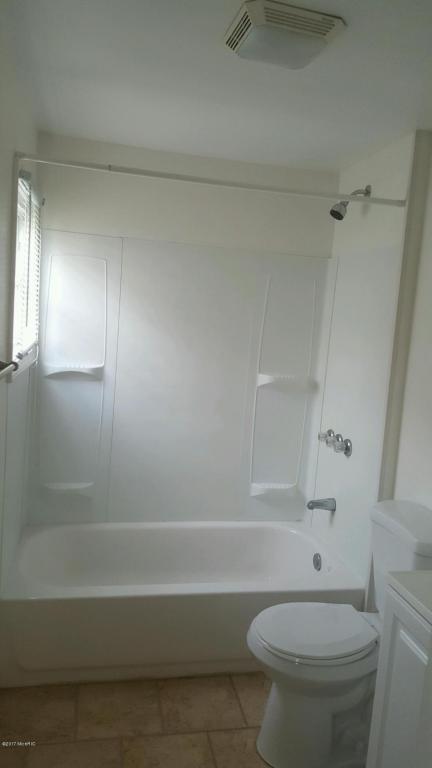 836 Fleming Ave, Jackson, MI 49202 photo 6
