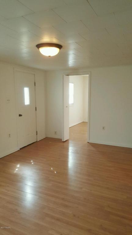 836 Fleming Ave, Jackson, MI 49202 photo 4