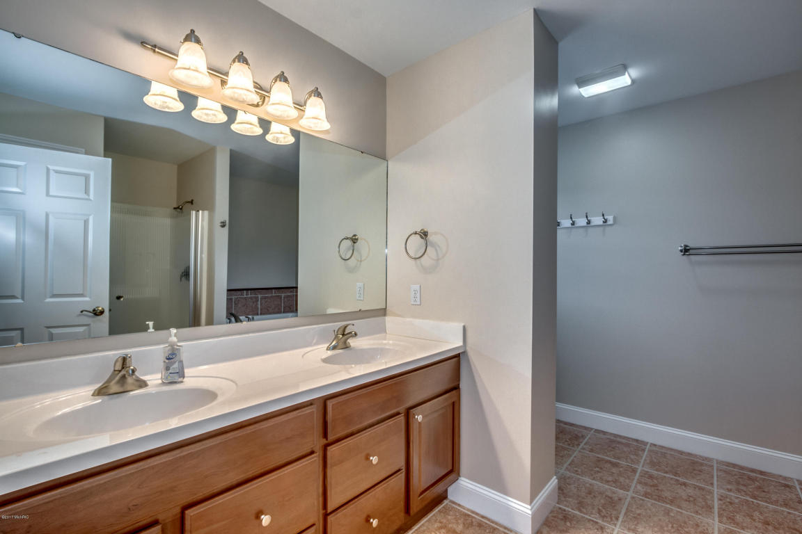 1129 Cathedral Pkwy, Marshall, MI 49068 photo 26