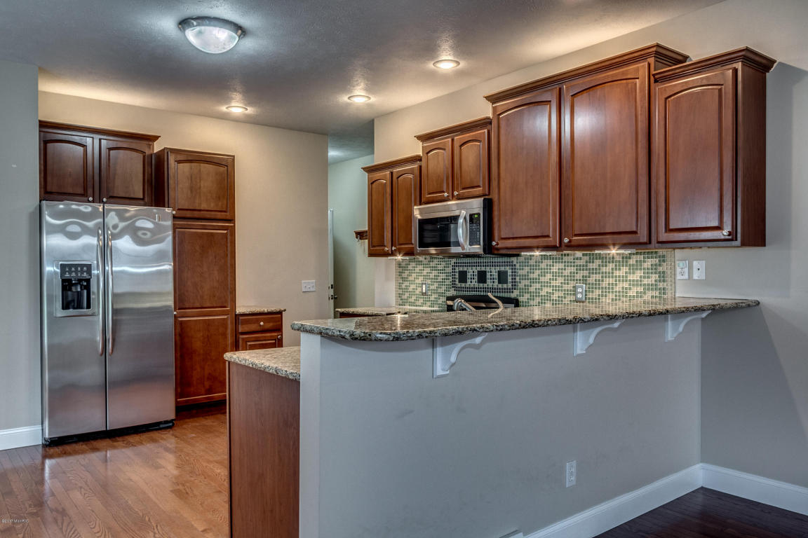 1129 Cathedral Pkwy, Marshall, MI 49068 photo 15
