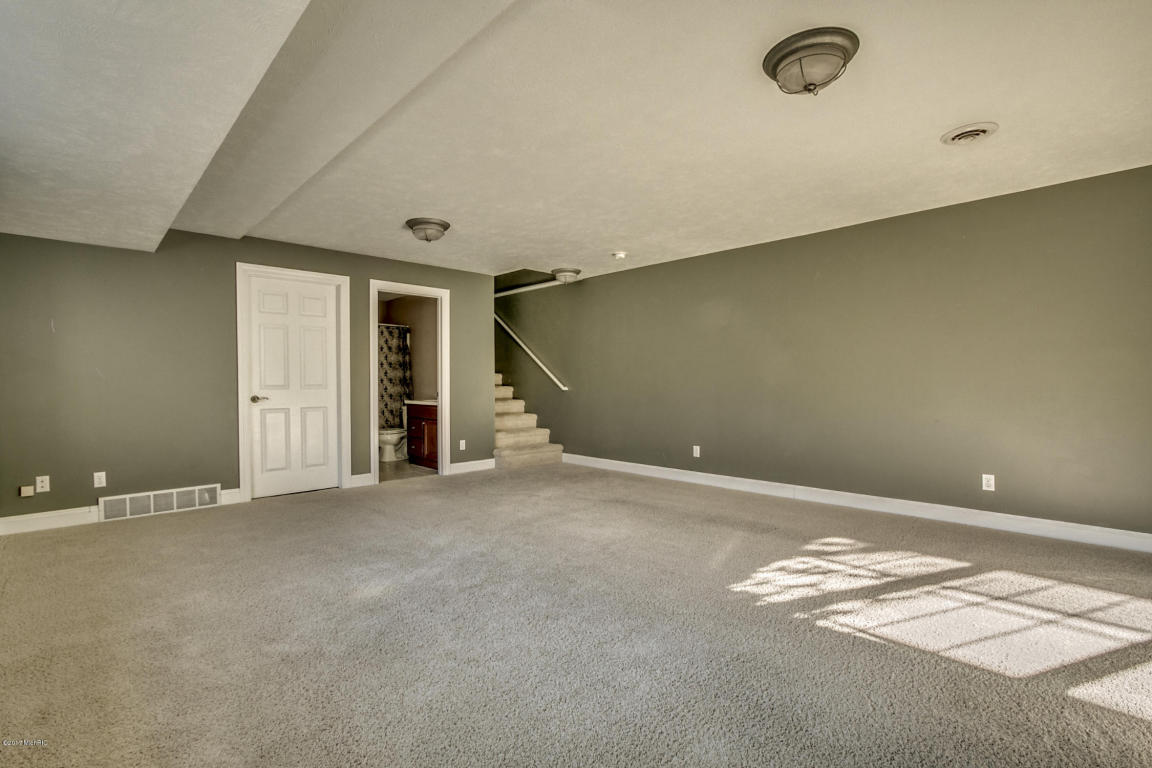 1129 Cathedral Pkwy, Marshall, MI 49068 photo 31