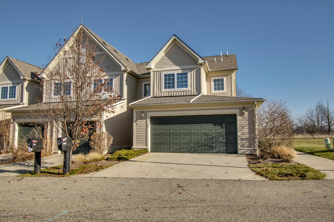 1129 Cathedral Pkwy, Marshall, MI 49068 photo 3