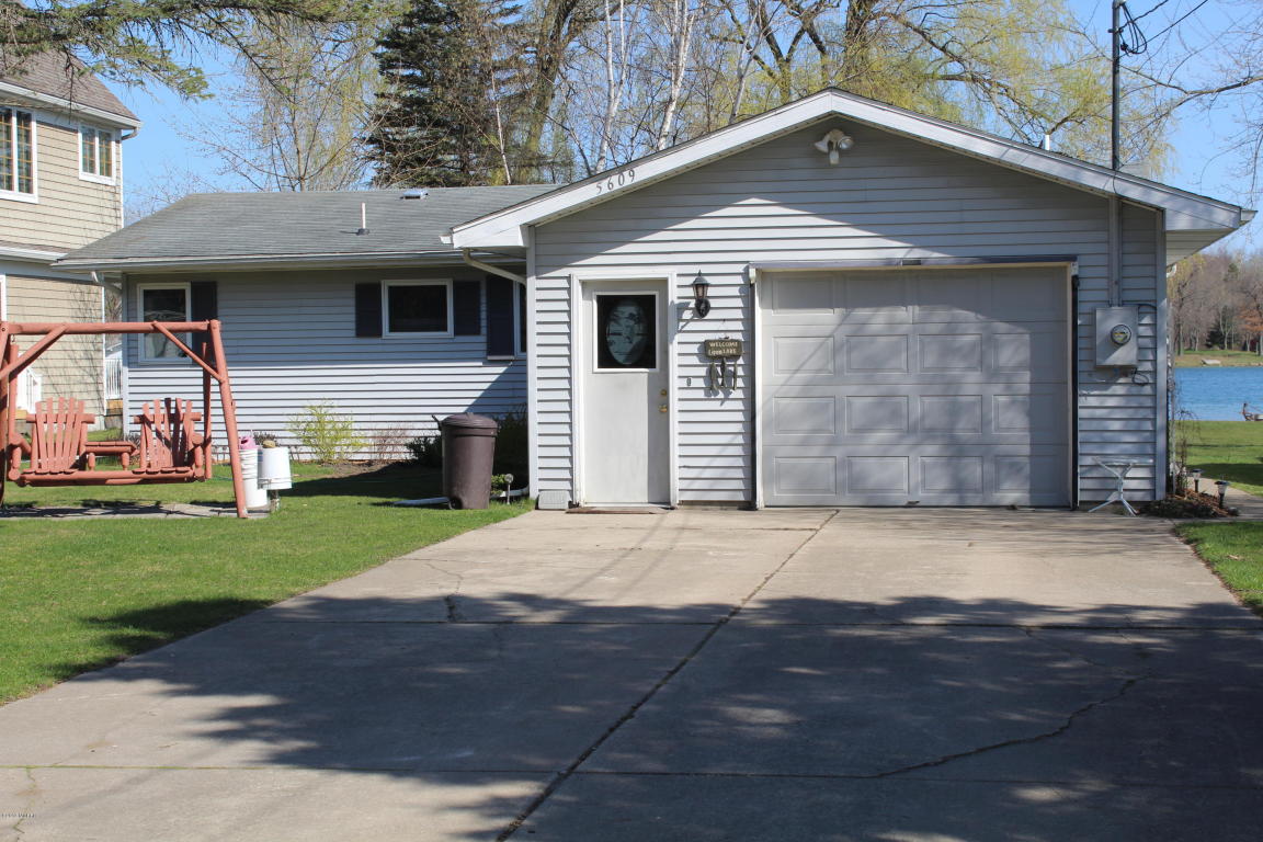 5609 Lake Dr, Crystal, MI 48818 photo 19