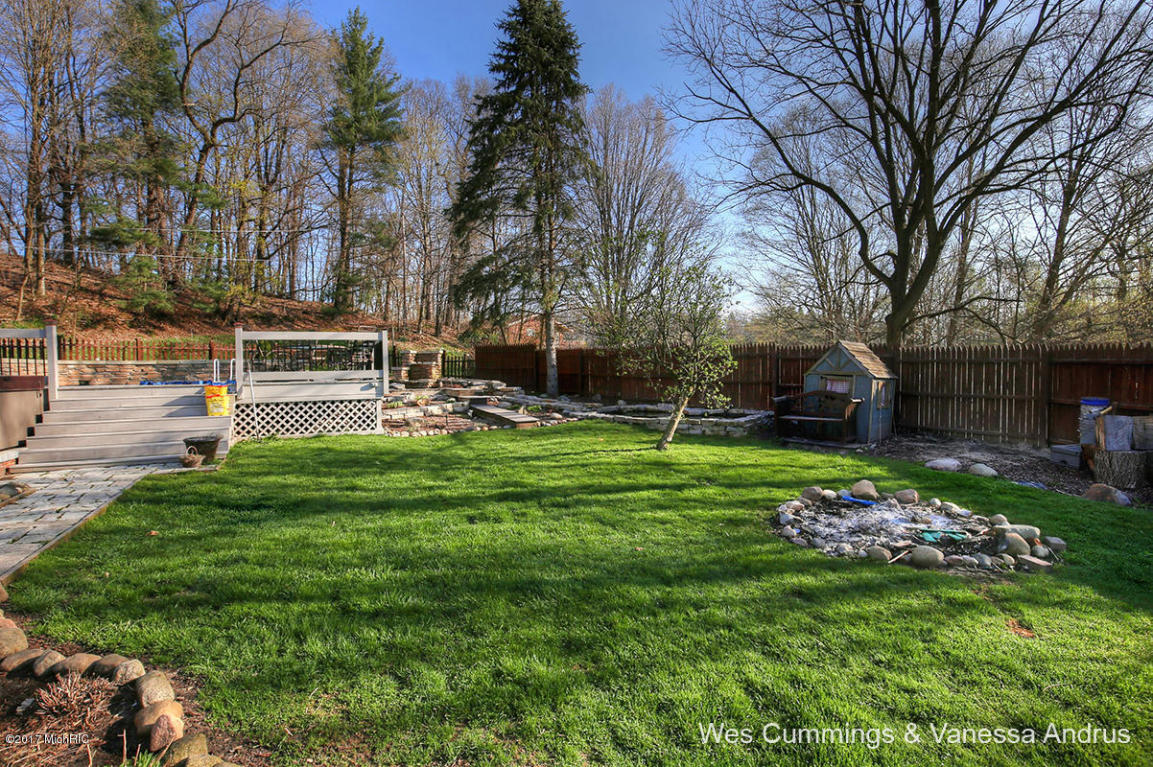9206 Button Rd, Belding, MI 48809 photo 27