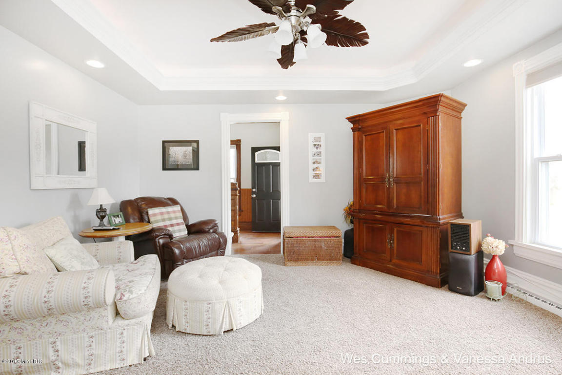 9206 Button Rd, Belding, MI 48809 photo 11