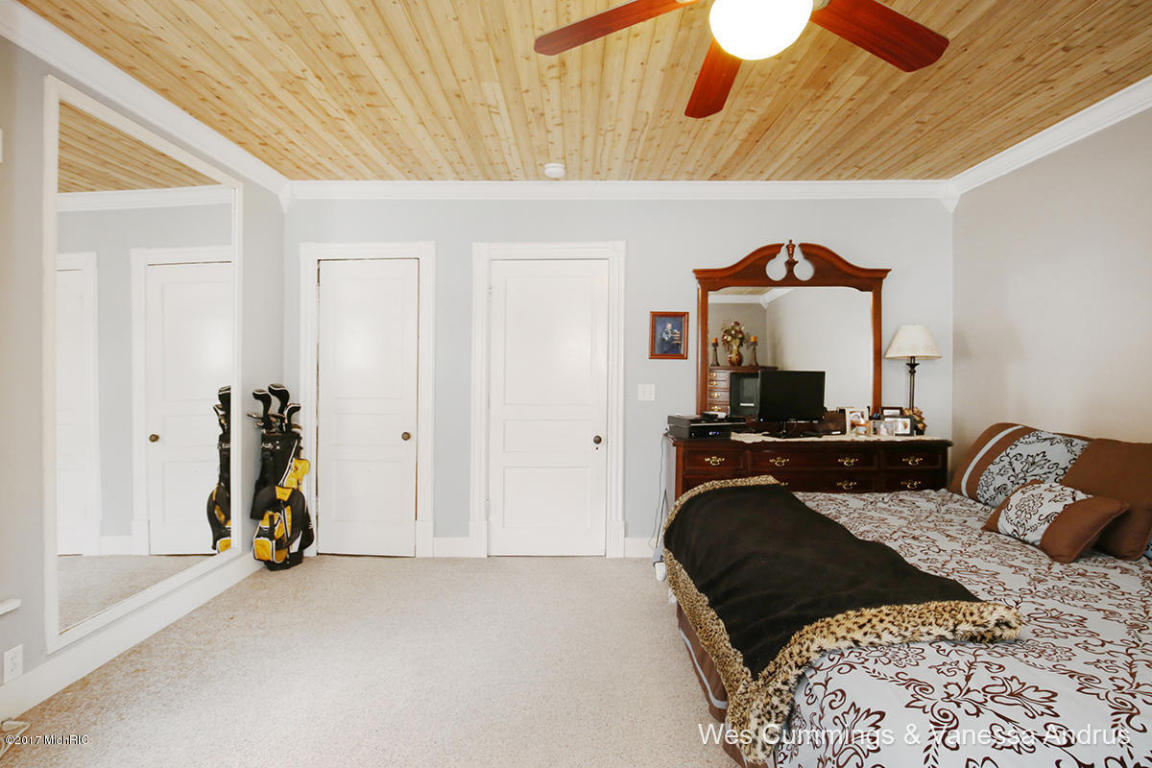 9206 Button Rd, Belding, MI 48809 photo 24