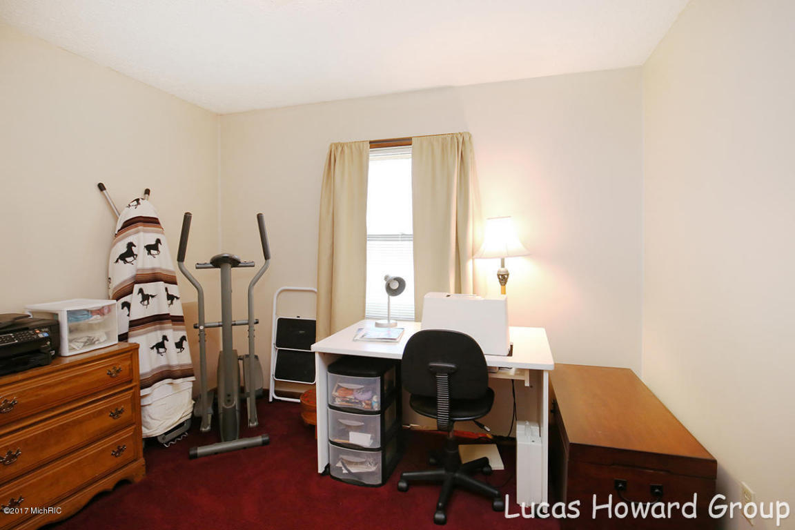 8671 Macarthur Rd, Saranac, MI 48881 photo 12