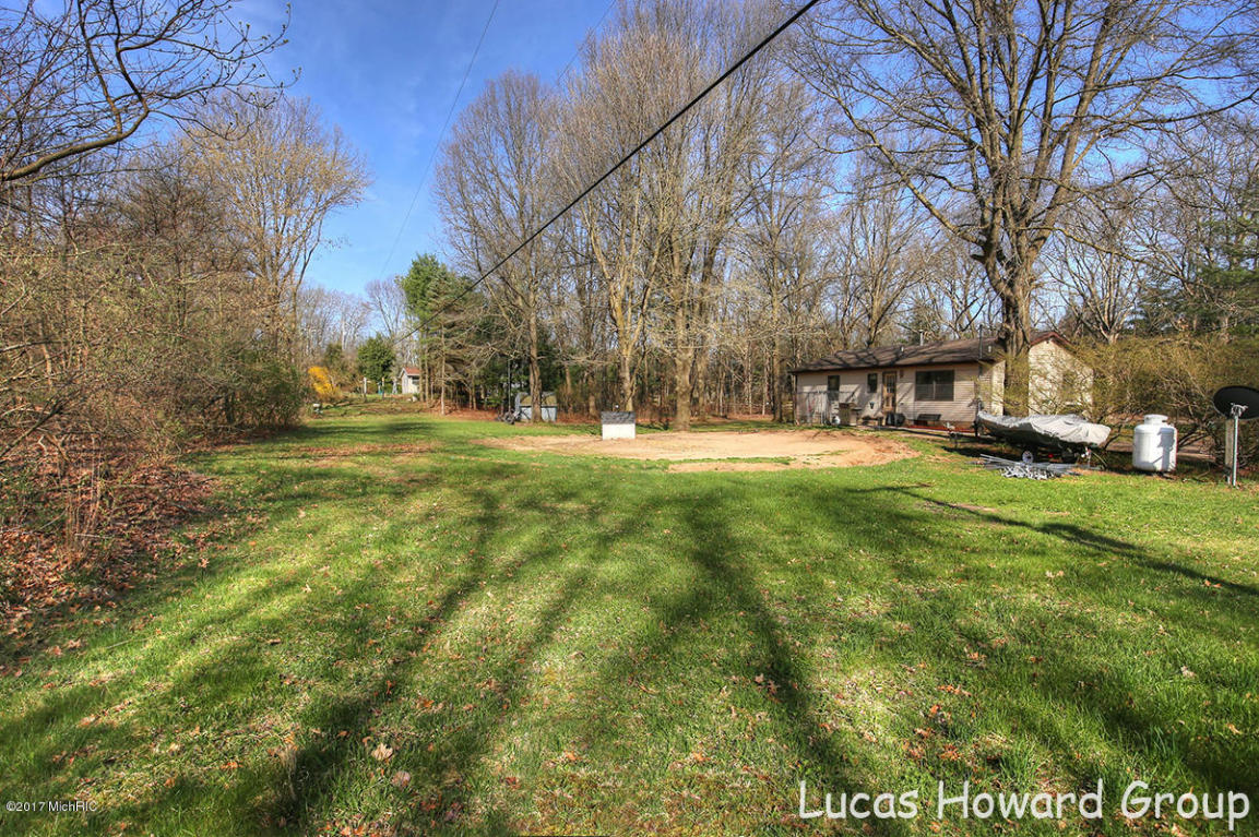 8671 Macarthur Rd, Saranac, MI 48881 photo 21
