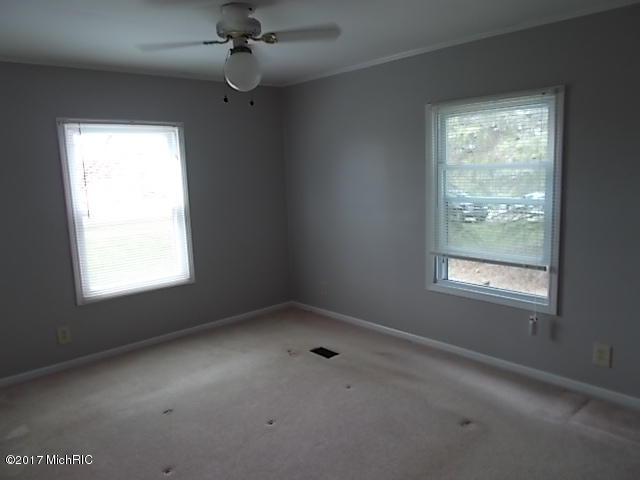 12278 S Elder Ave, Grant, MI 49327 photo 21