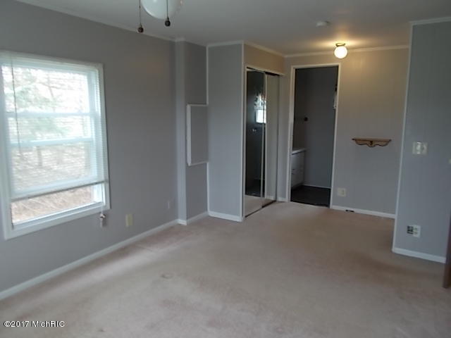 12278 S Elder Ave, Grant, MI 49327 photo 22