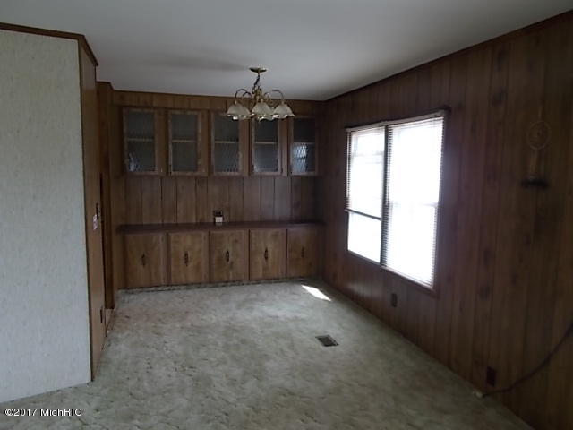 12278 S Elder Ave, Grant, MI 49327 photo 16