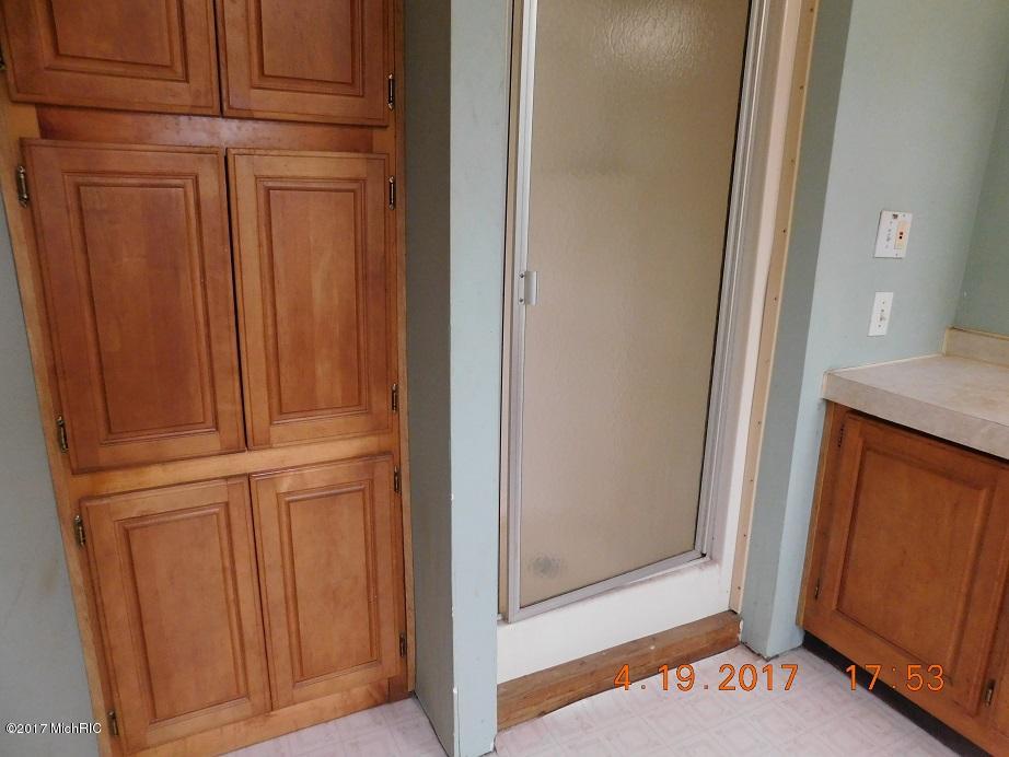 883 Horse Shoe Trl, Stanton, MI 48888 photo 16
