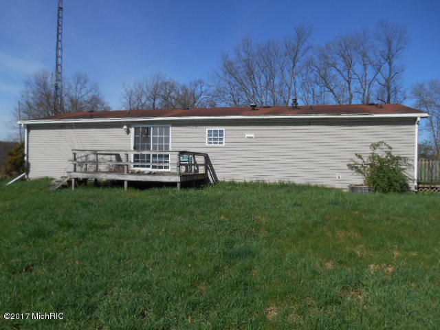55649 Ruggles Rd, Three Rivers, MI 49093 photo 3
