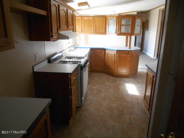 55649 Ruggles Rd, Three Rivers, MI 49093 photo 7