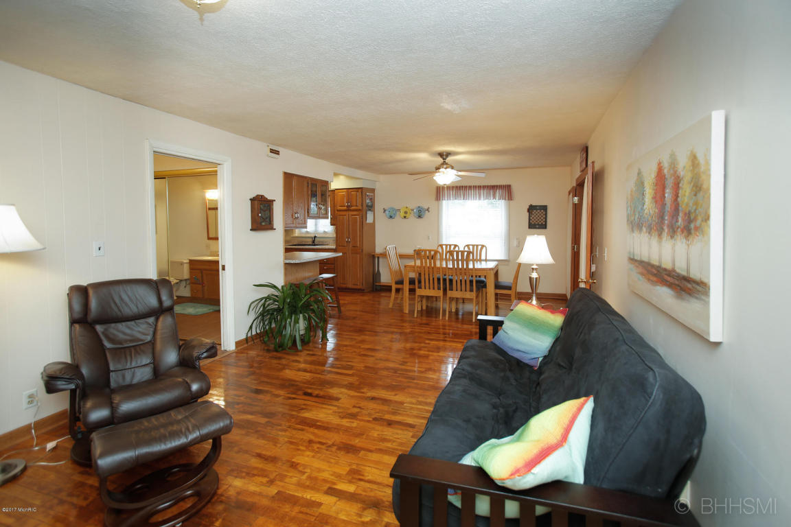 1487 Clearview Dr, Dowling, MI 49050 photo 7