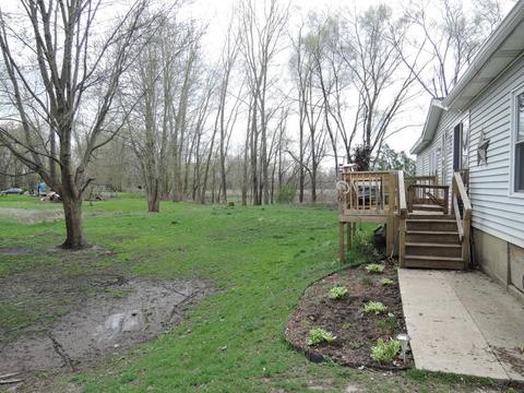 1182 2nd St, Plainwell, MI 49080 photo 3
