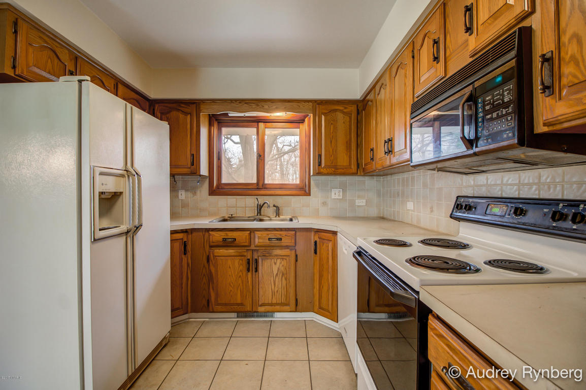 170 S Webster St, White Cloud, MI 49349 photo 14