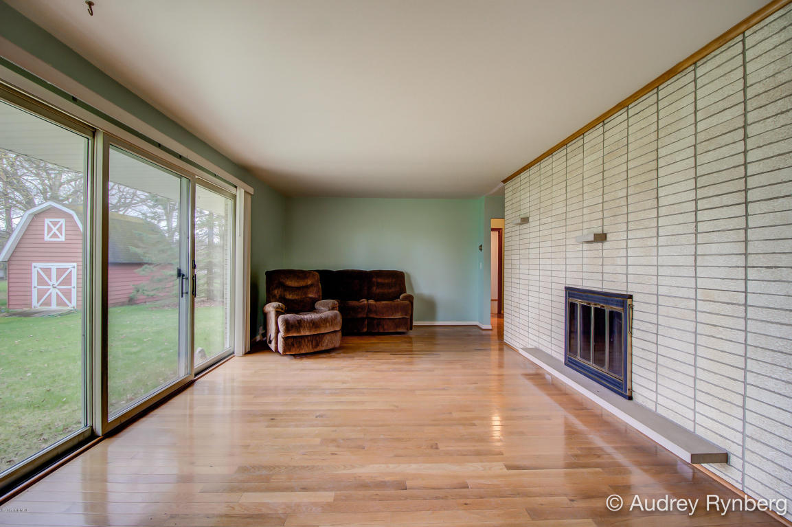 170 S Webster St, White Cloud, MI 49349 photo 6