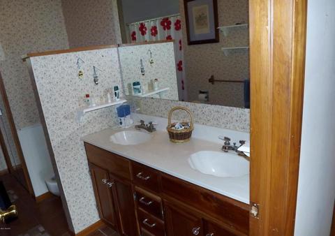 5270 Paradise Dr, Reading, MI 49274 photo 46