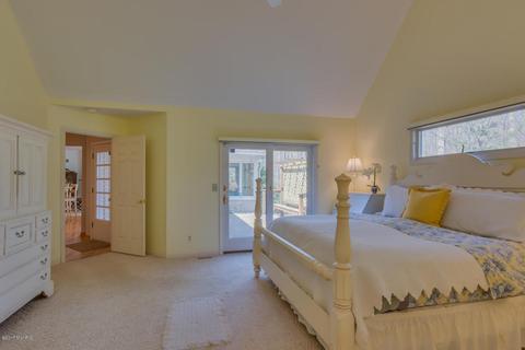 13686 Main Dr, Harbert, MI 49115 photo 4