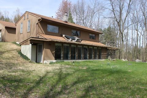11200 Bacon Rd, Plainwell, MI 49080 photo 2