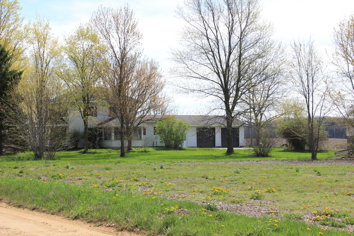 1410 146th Ave, Dorr, MI 49323 photo 7