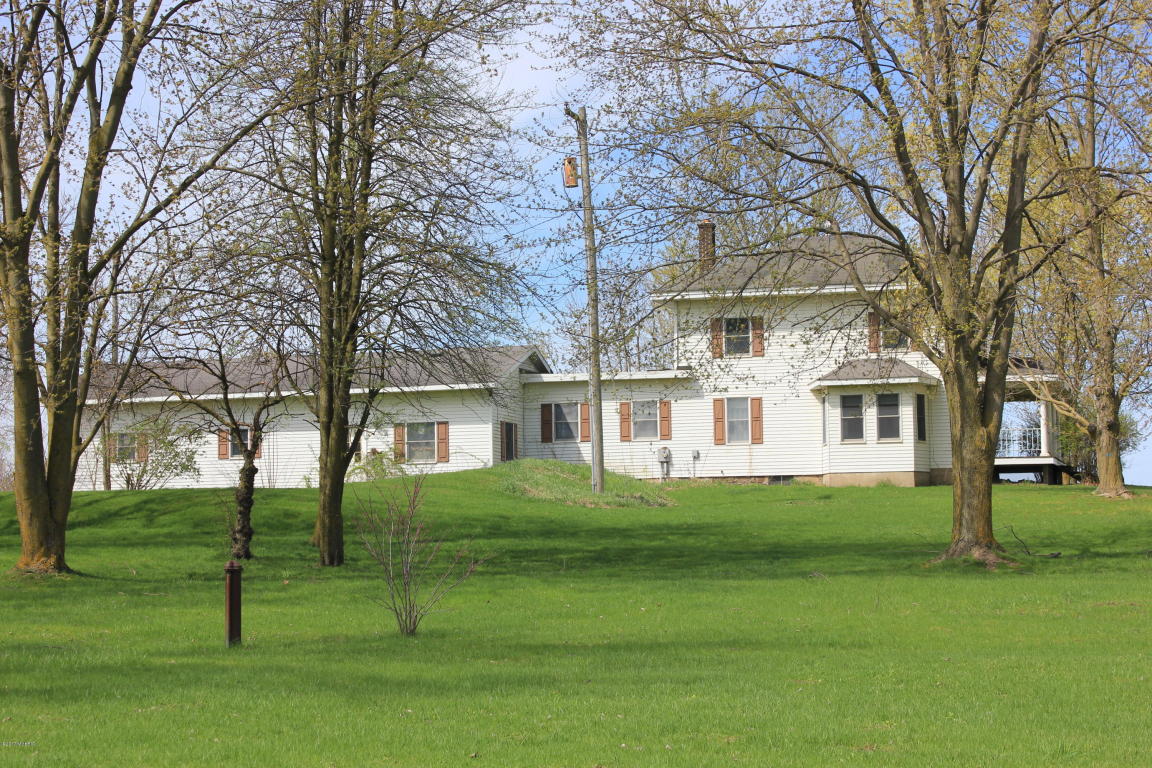 1410 146th Ave, Dorr, MI 49323 photo 2