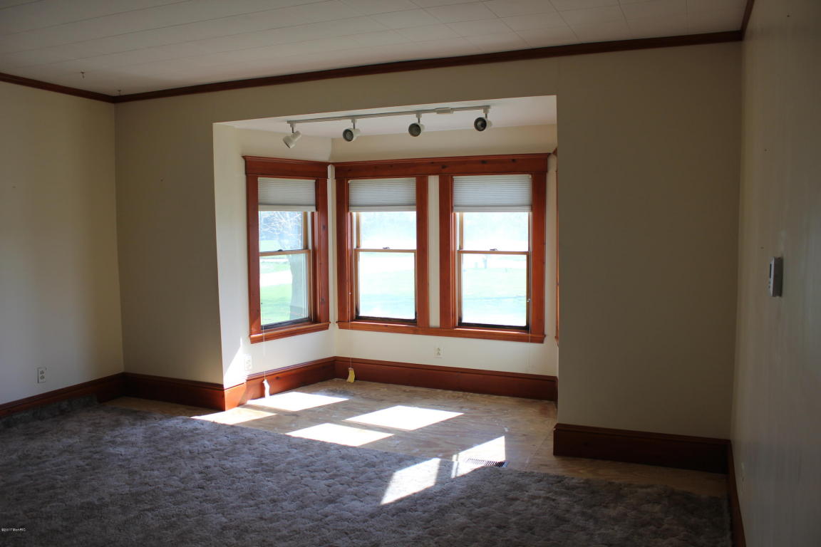 1410 146th Ave, Dorr, MI 49323 photo 17
