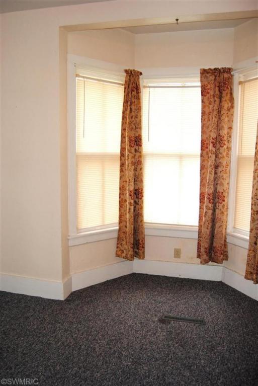 342 Third St, Manistee, MI 49660 photo 10