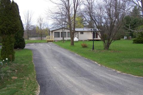 1795 E Riverview Dr, White Cloud, MI 49349 photo 2