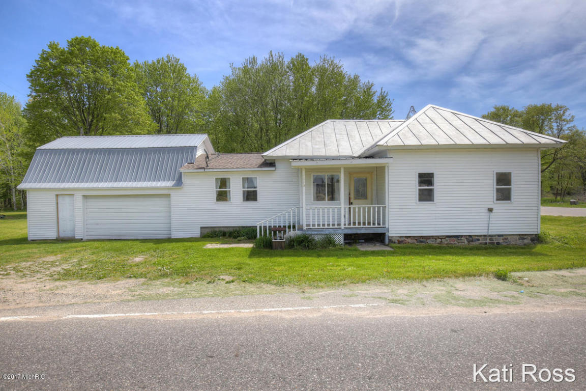 4010 Grow NW, Stanton, MI 48888 photo 1