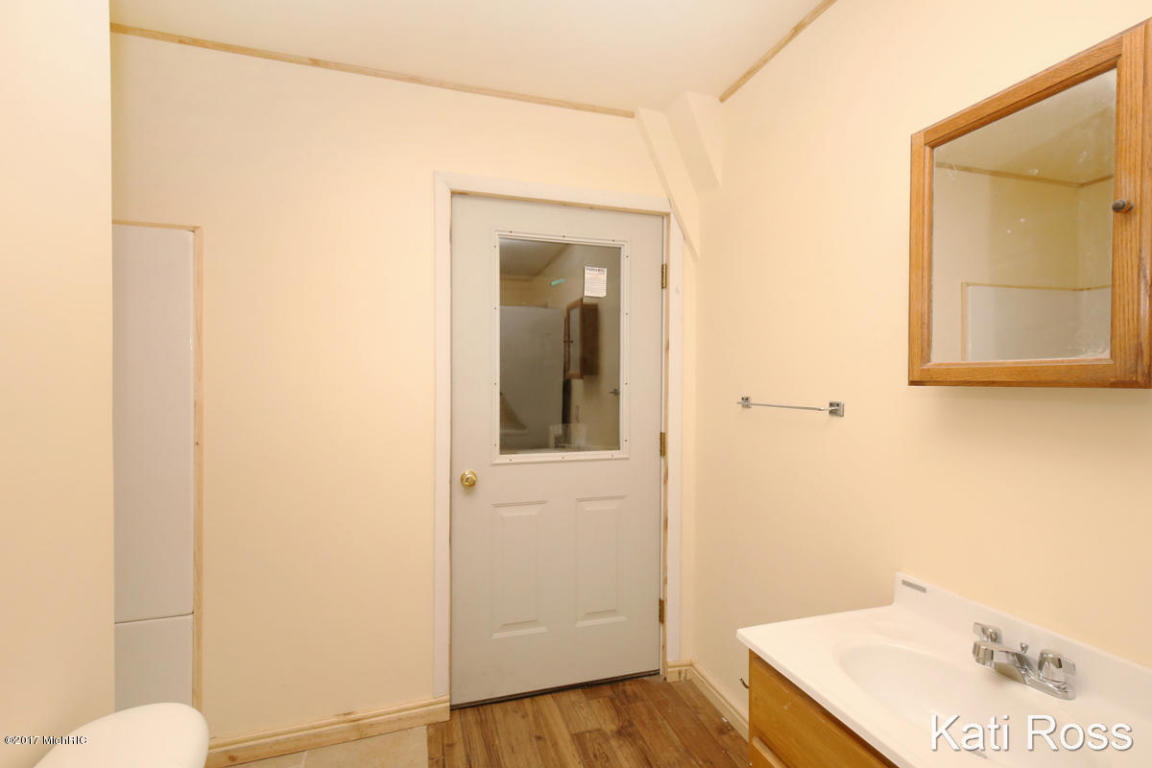4010 Grow NW, Stanton, MI 48888 photo 16