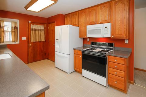 7892 R Ave E, Scotts, MI 49088 photo 8
