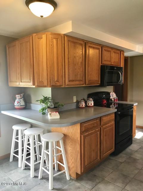 10904 E Qr Ave, Scotts, MI 49088 photo 6
