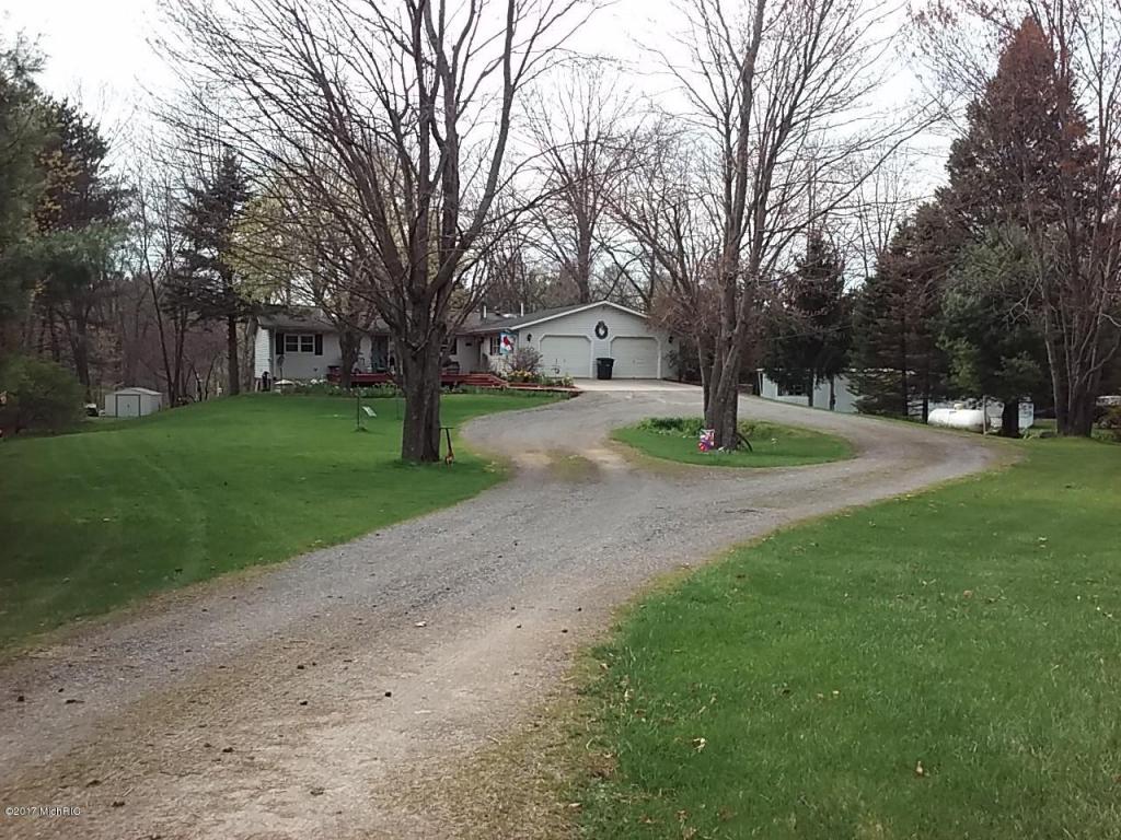 1277 Birch, White Cloud, MI 49349 photo 37