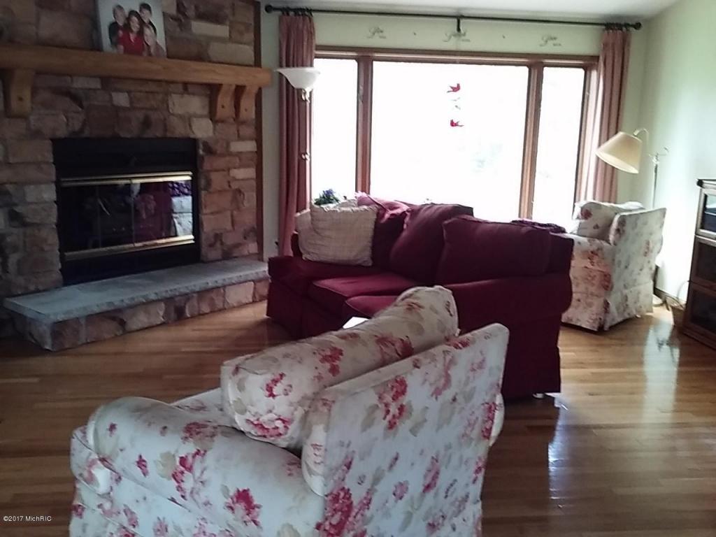1277 Birch, White Cloud, MI 49349 photo 4