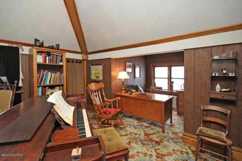 113 N Chestnut St, Augusta, MI 49012 photo 26