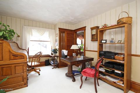113 N Chestnut St, Augusta, MI 49012 photo 19