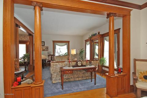 113 N Chestnut St, Augusta, MI 49012 photo 8